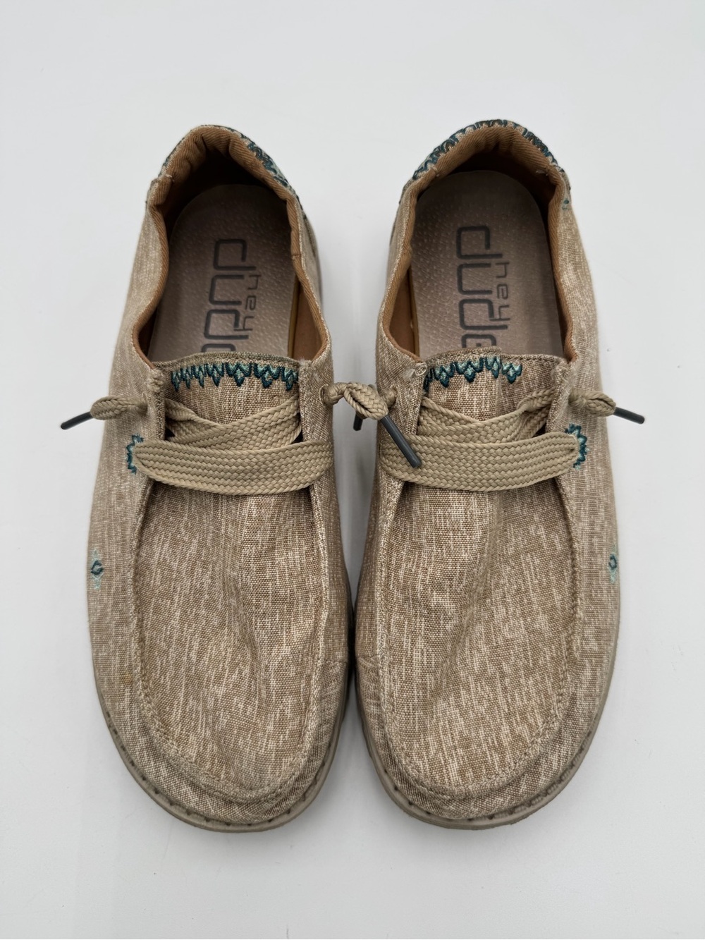 Hey Dude Wendy Flora Sunflower Beige Women’s Size 10 EU 41 Embroidered Loafers